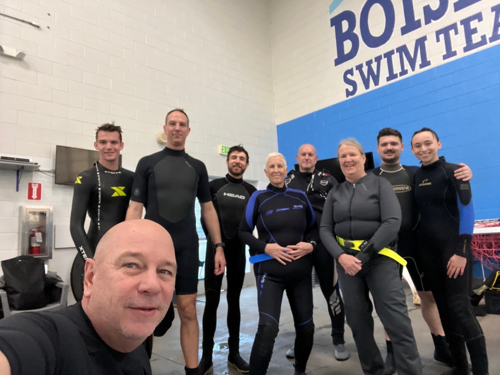 Deep Dive Leadership: Navigating Organizational Success with Coaching and Scuba&nbsp;Metaphors